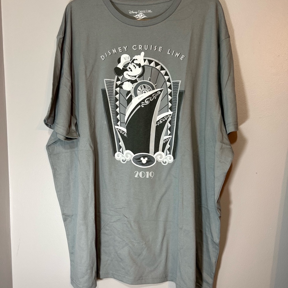 New Disney Cruise Line XXXL Unisex Mickey T- Shirt / with tags/ 2019